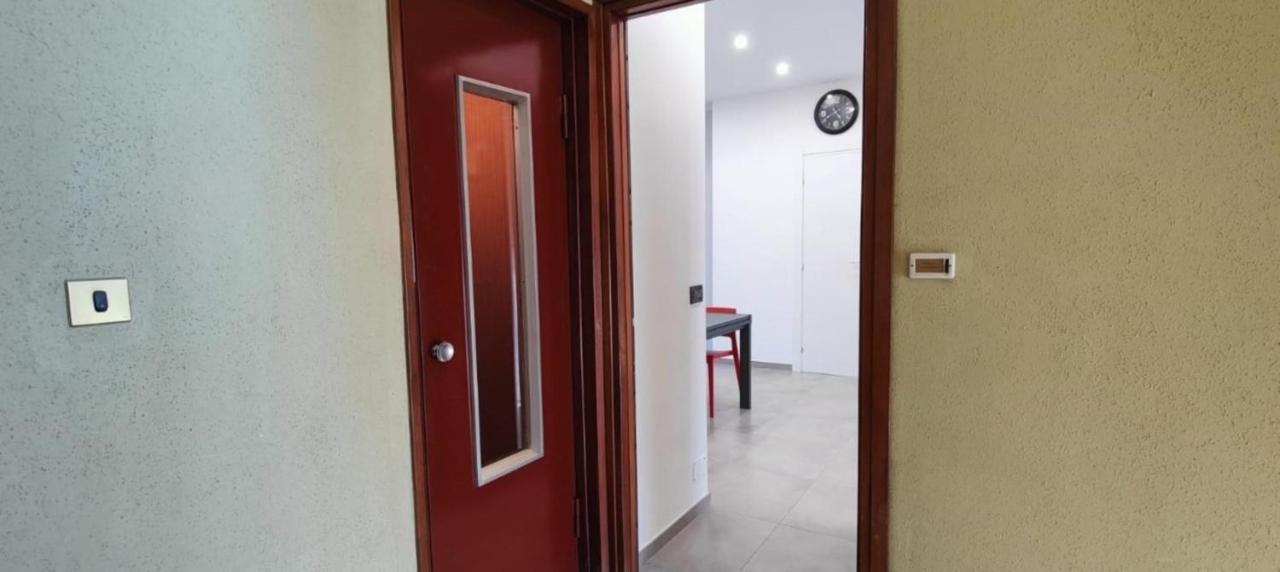 Apartamento A Casa Da Joy Turín Exterior foto